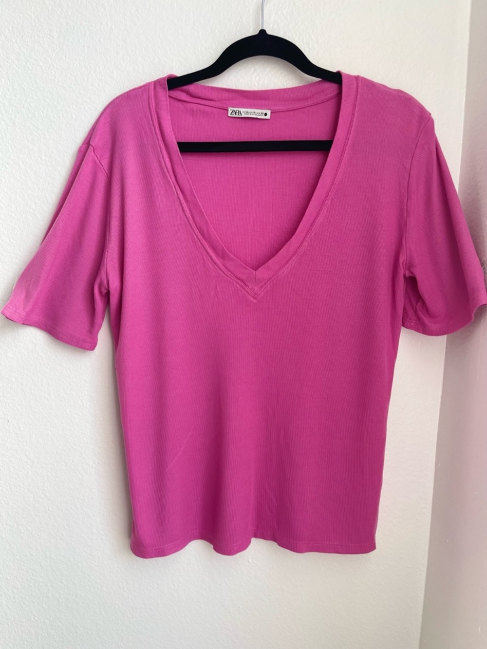 Zara Hot Pink V-Neck Short Sleeve Tee Size xl